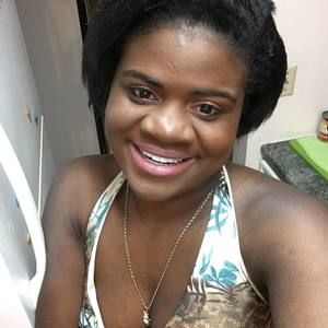 Meet your Posher, Andie